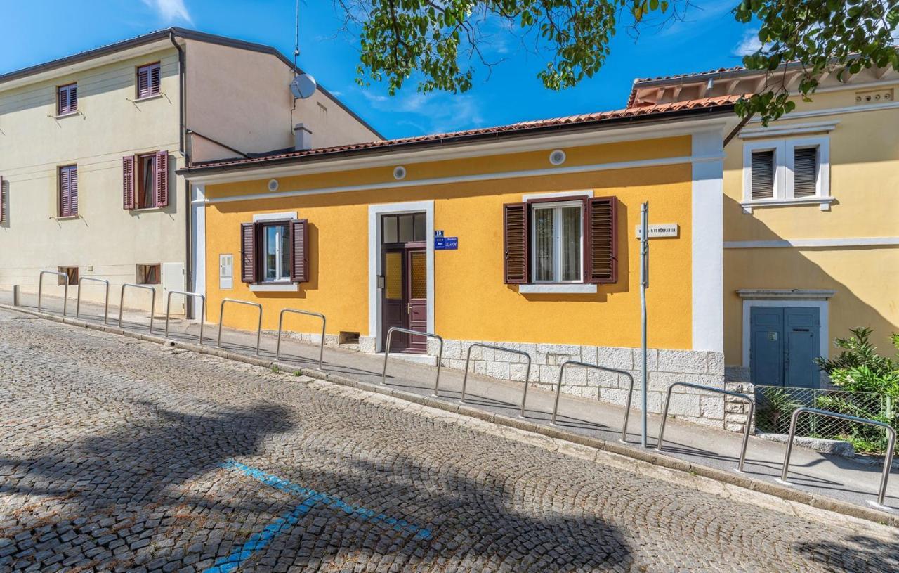 Apartment Lazzarich With Terrace Poreč Dış mekan fotoğraf